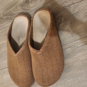 Rothy's Casual Clog Sz 6 Butternut